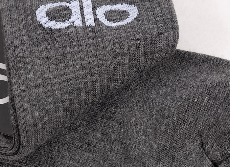 جوراب اسپرت ساق بلند طرح Alo