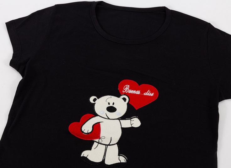 تیشرت زنانه طرح قلب