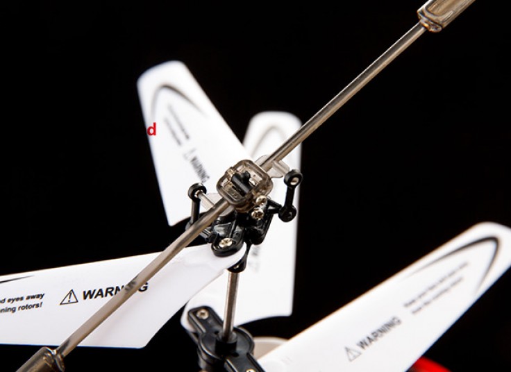 هلیکوپتر کنترلی SYMA