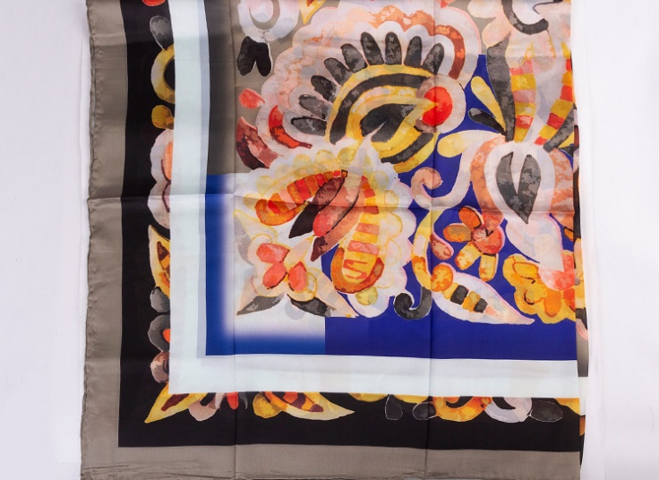 روسری ساتن قواره دار Ziboo