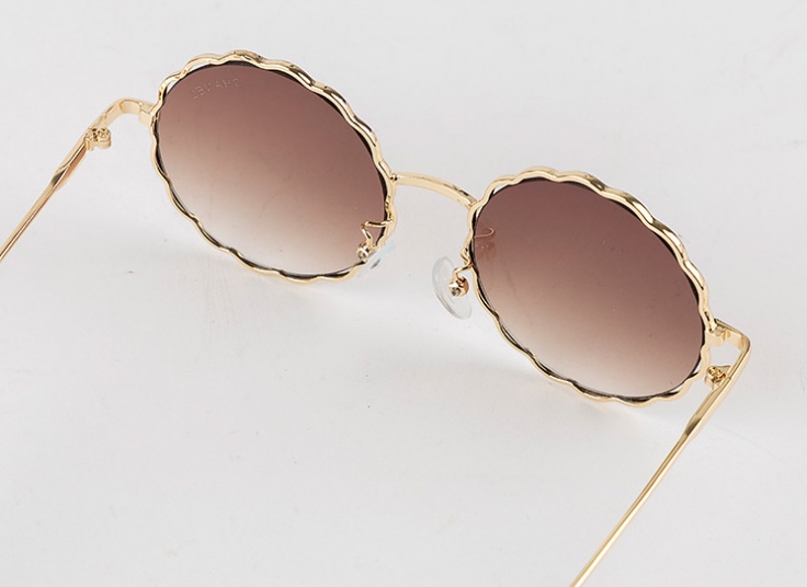 عینک آفتابی زنانه Chanel