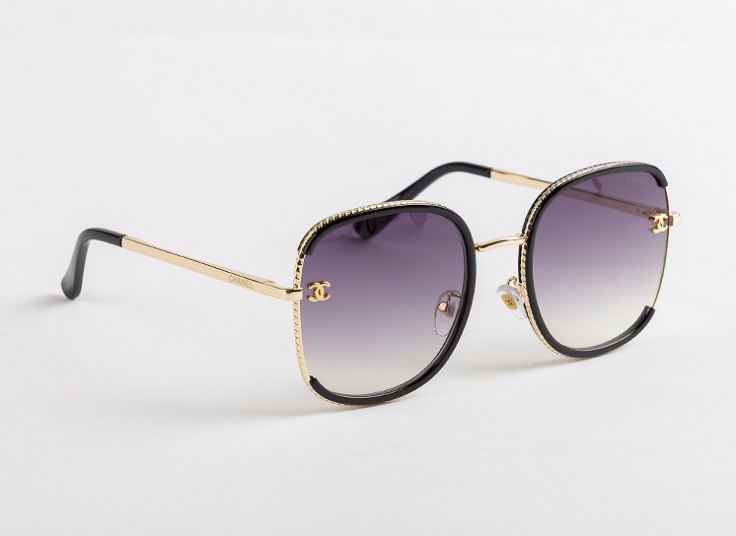 عینک آفتابی طرح Chanel