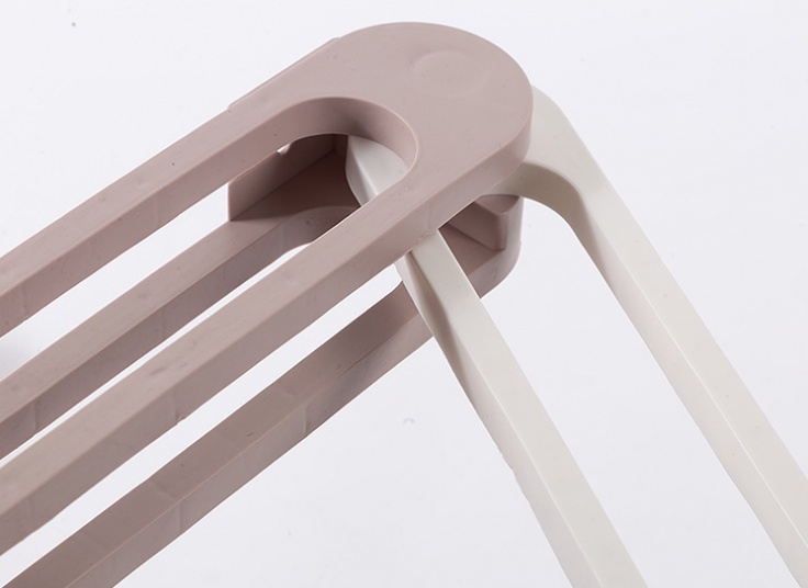 نگهدارنده دمپایی و حوله تاشو