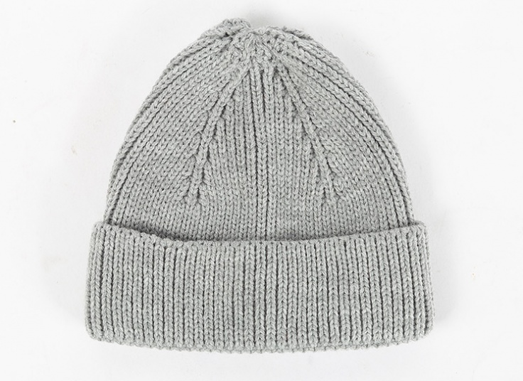 کلاه بافت لئونی