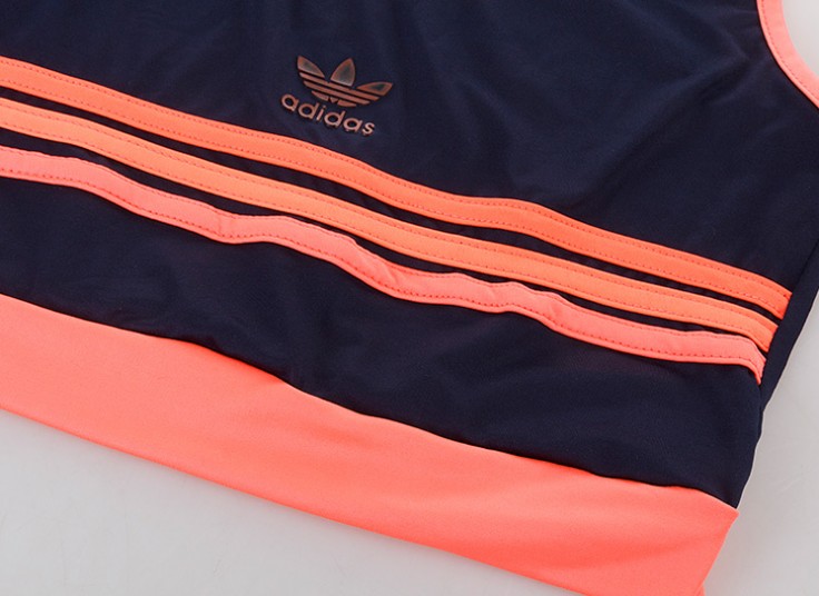 ست نیم تنه و شورتک طرح adidas