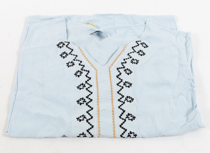 مانتو نخی یقه گلدوزی