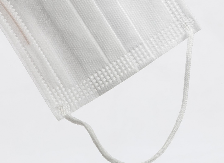 ماسک یکبار مصرف سه لایه