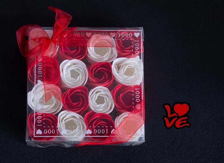 گل صابونی عطر Love