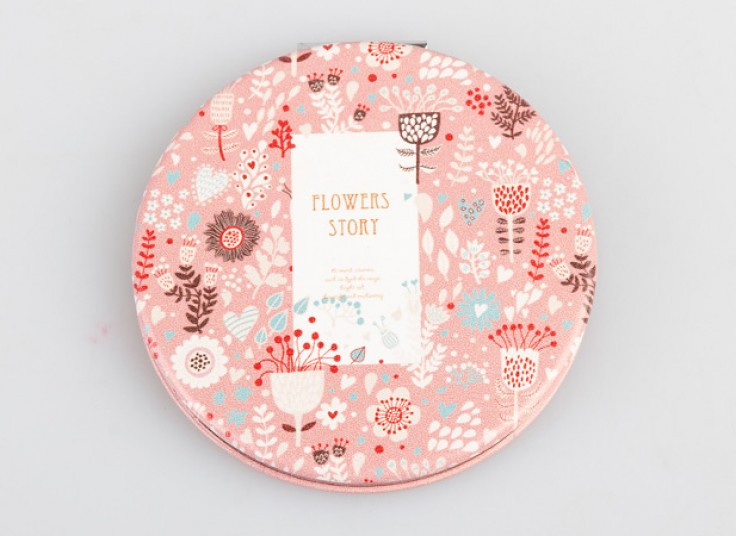 آینه جیبی زوم دار