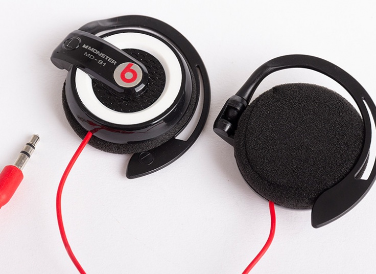 هدست طرح Beats