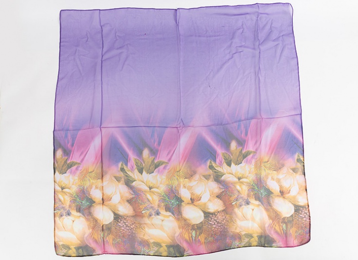 روسری حریر گلدار