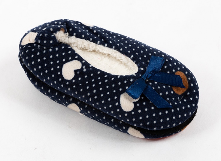 پاپوش بچگانه