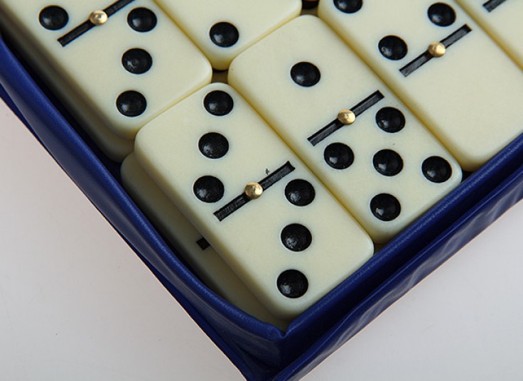 بازی دومینو DOMINOES