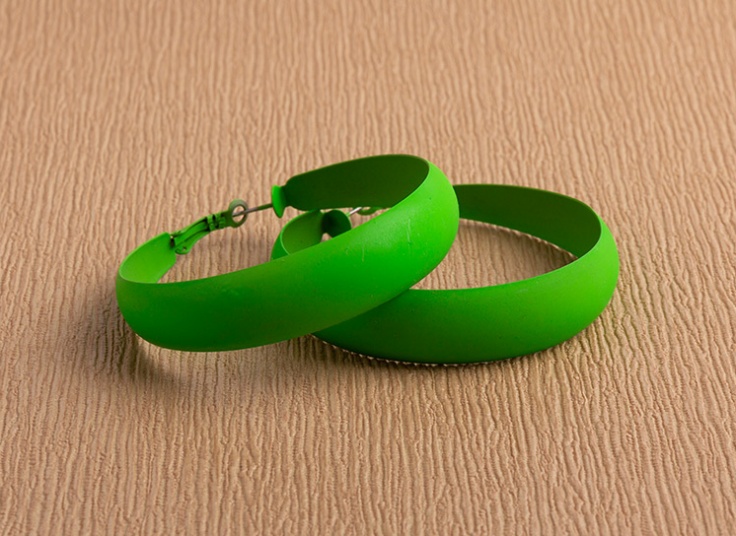 انواع گوشواره نئونی