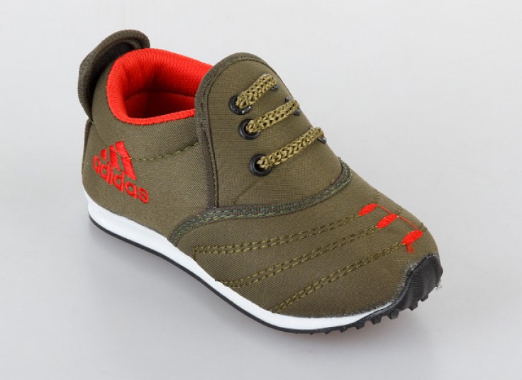 کفش بچگانه طرح adidas