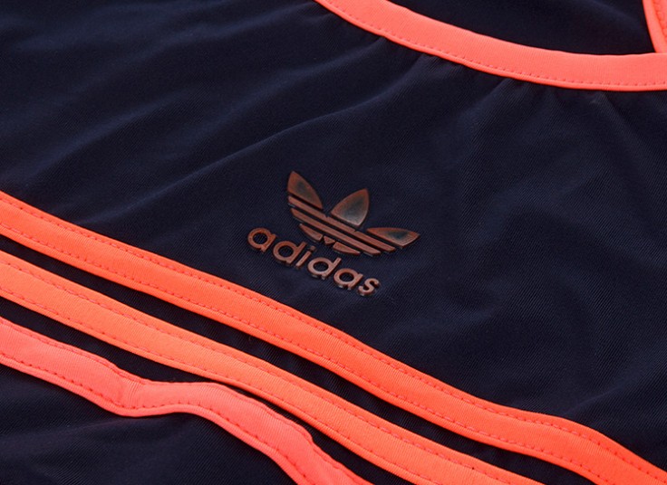 ست نیم تنه و شورتک طرح adidas