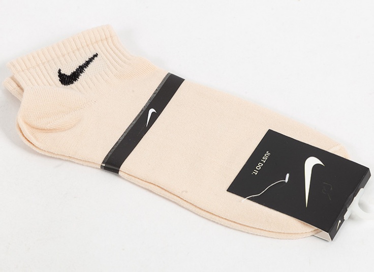 جوراب ساق کوتاه طرح Nike