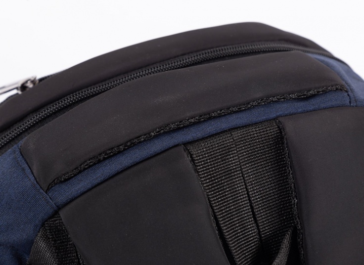 کوله پشتی Benetton