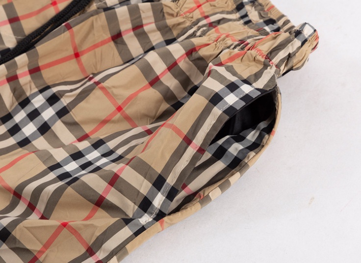 شلوارک ورزشی طرح Burberry