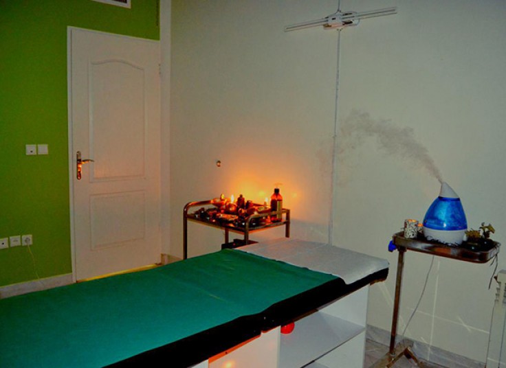 تزریق ژل کلینیک دکتر مهوروش