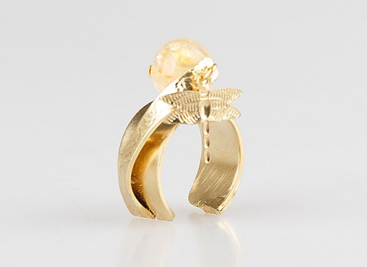 انگشتر ماه تولد