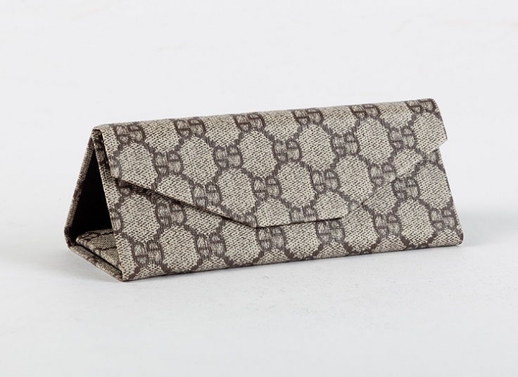 کیف عینک مثلثی مدل تاشو