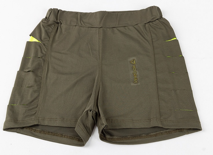 ست نیم تنه و شلوارک Reebok