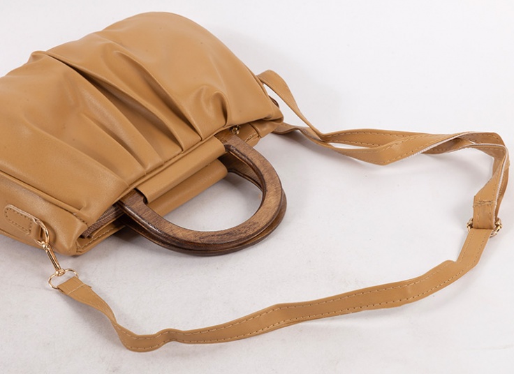 کیف زنانه دسته چوبی