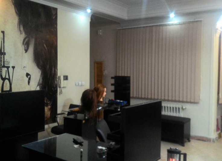 اپیلاسیون در سالن مونا