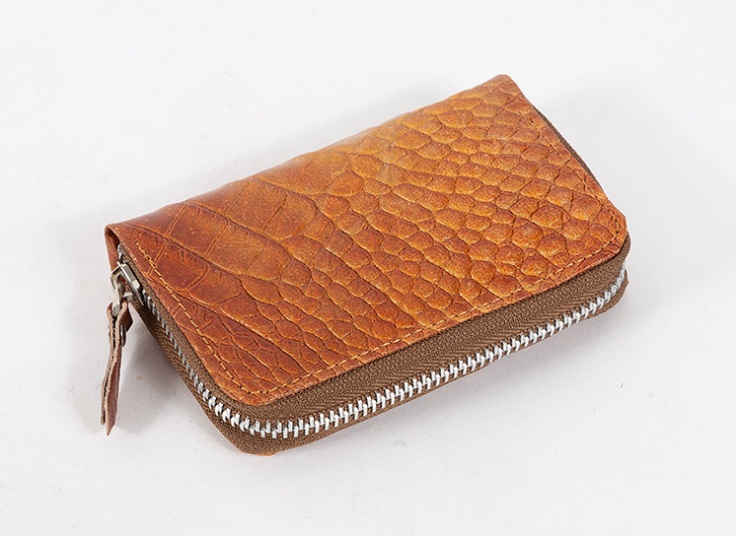 جاکارتی و کیف چرم طبیعی