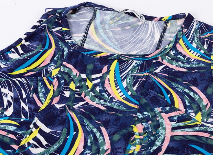 تاپ گیاهی گلدار