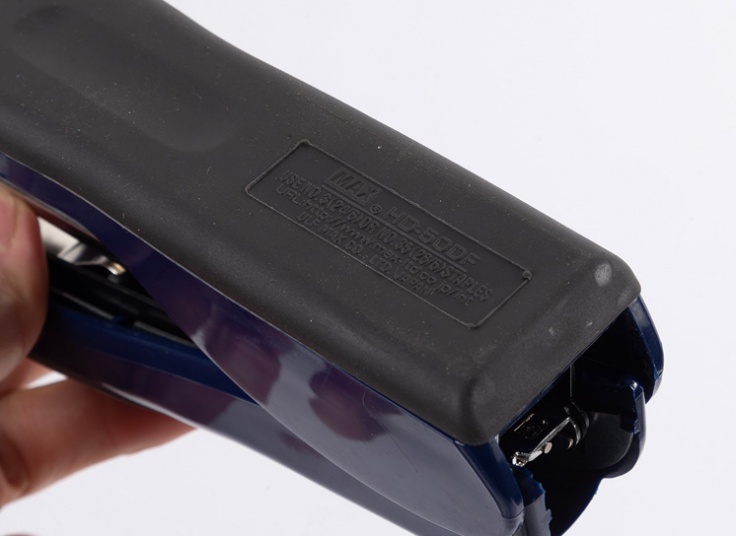 دستگاه منگنه MAX