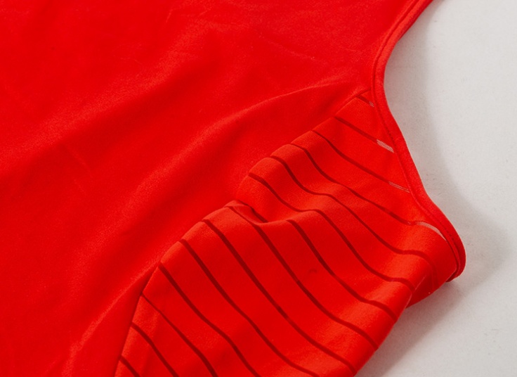 تاپ ورزشی Decathlon Quechua