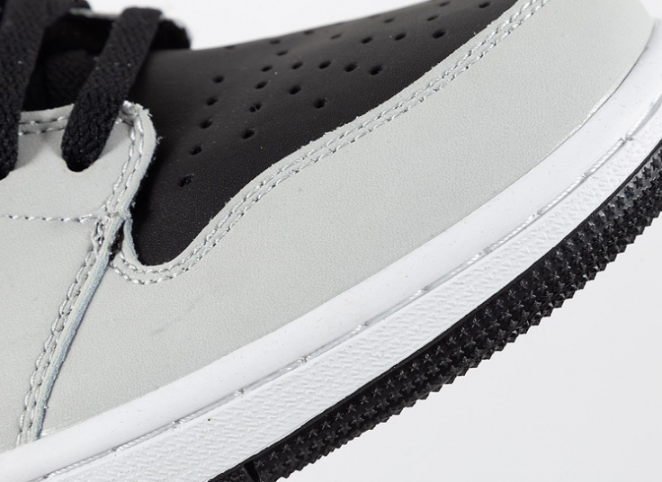 کتانی مردانه Nike air jordan1