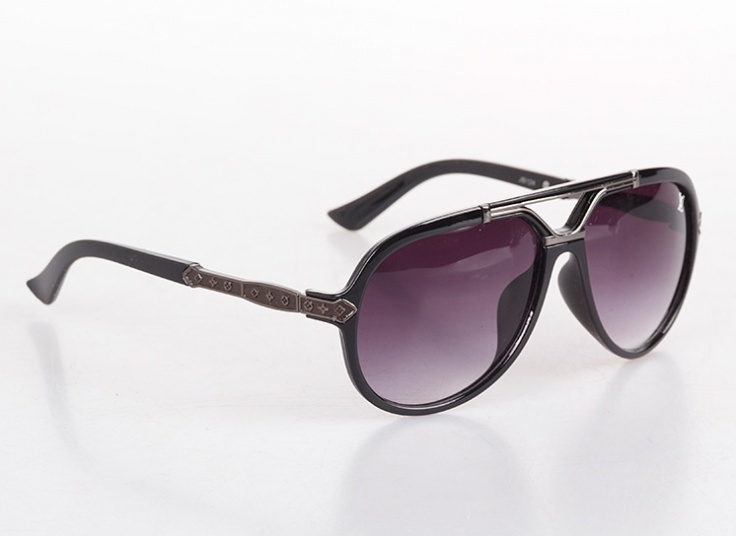 عینک آفتابی طرح Louis Vuitton