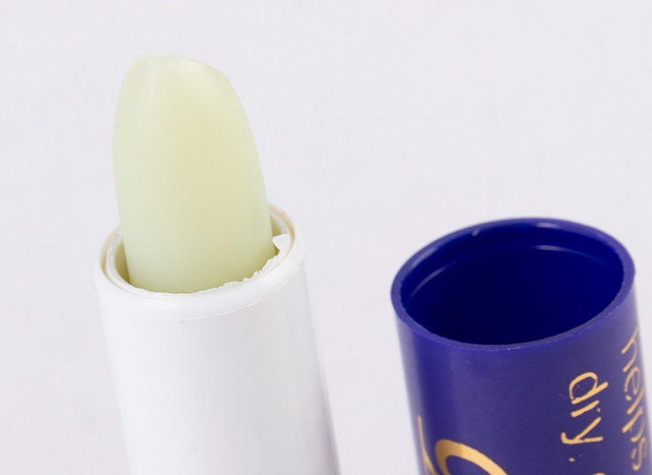 نرم کننده و براق کننده لب Dama