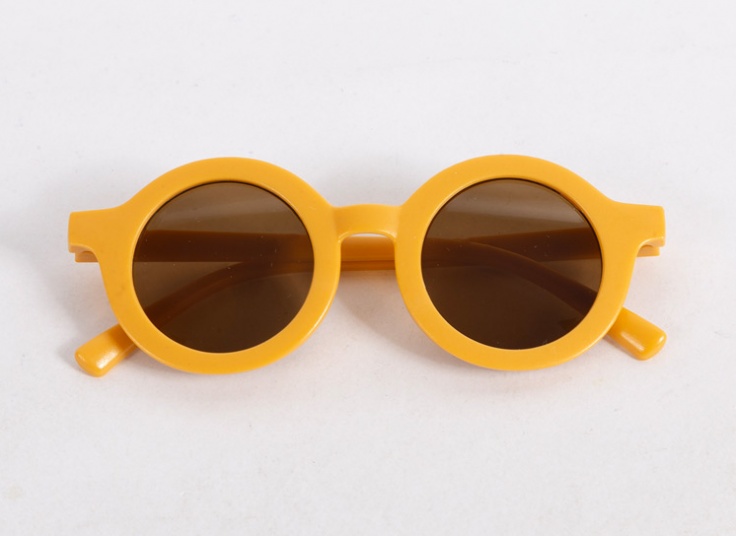 عینک بچگانه گرد