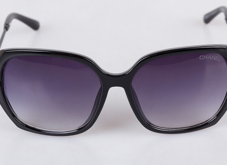 عینک آفتابی زنانه CHANEL سری Vintage