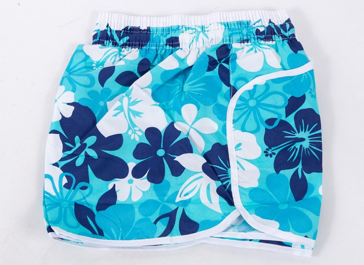 شلوارک زنانه طرح هاوایی