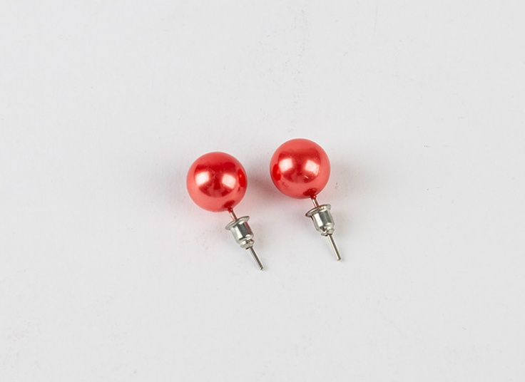 گوشواره مرواریدی میخی