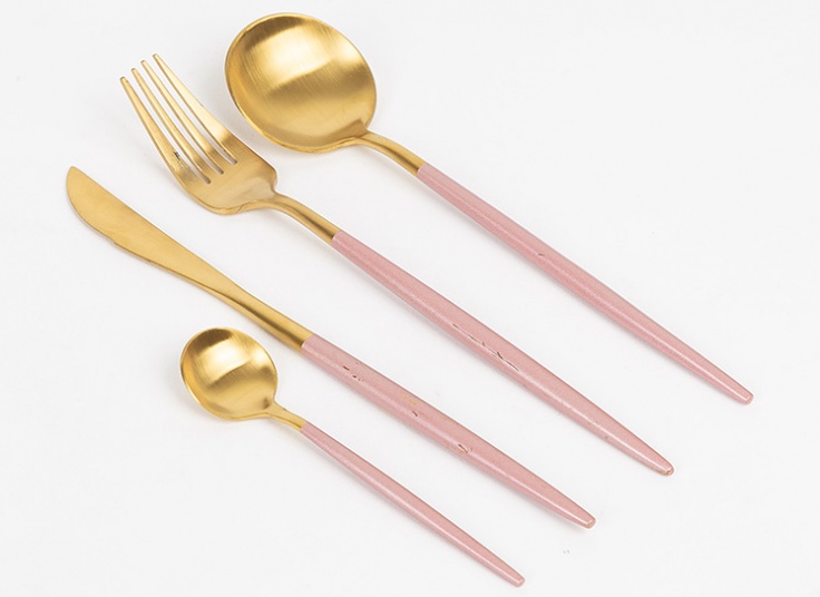 ست 4 عددی قاشق چنگال طلایی