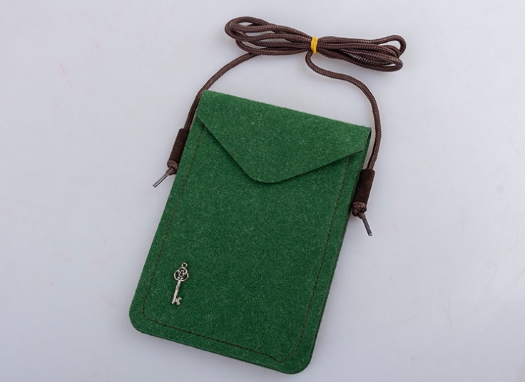 کیف کج نمدی