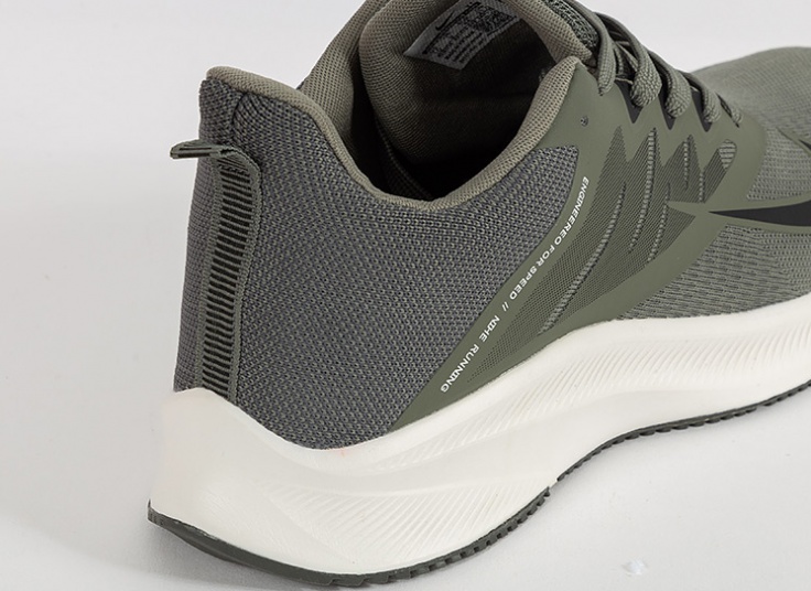 کفش ورزشی مردانه Nike