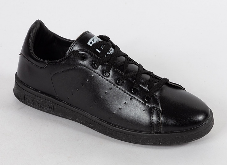 کتانی طرح Stan Smith