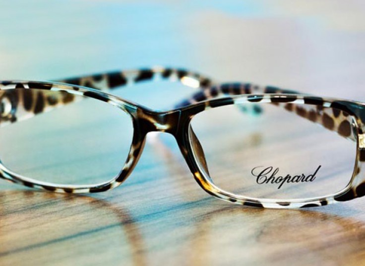 معاینه چشم آفتاب گستر قلعه