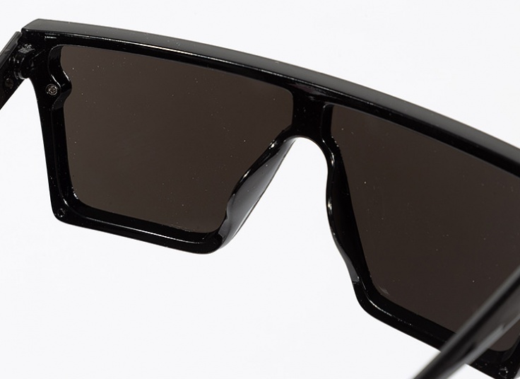 عینک آفتابی طرح YSL