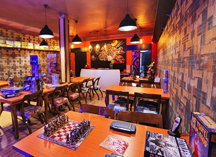 بازی و هیجان در مجموعه میز و بازی