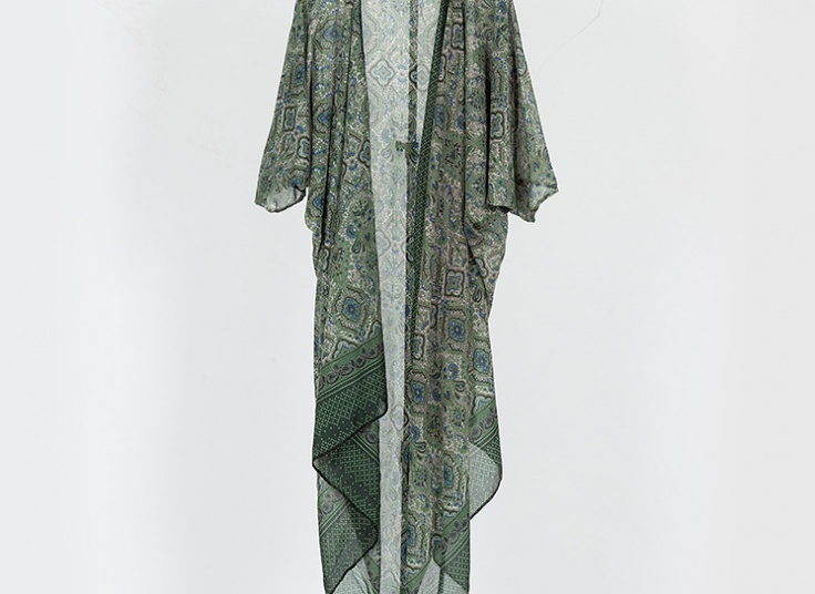 مانتو حریر جلو باز