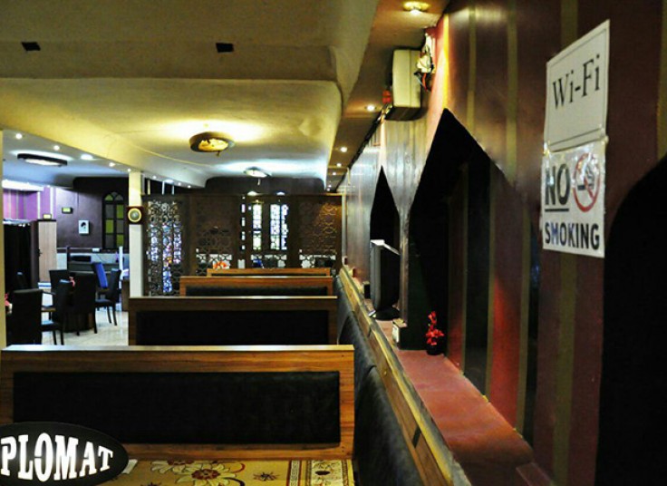 سرویس افطار و شام رستوران سنتی دیپلمات