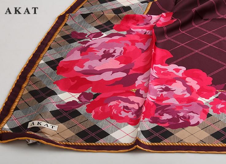 روسری ساتن AKAT